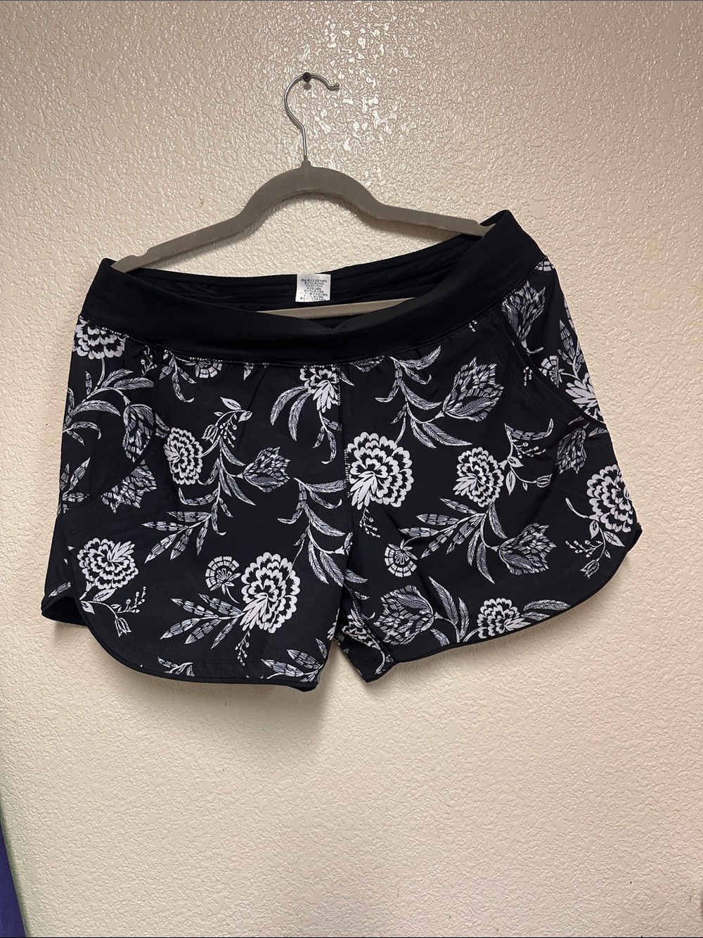 NIP Lands' End Black Floral Swim Shorts